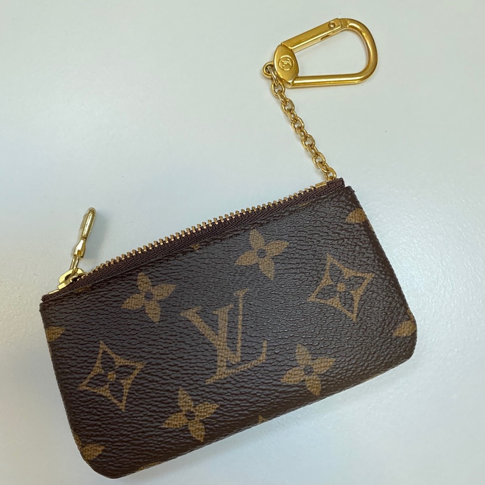❌Authentic Louis Vuitton Monogram Key Pouch Cles - Picture 1 of 11